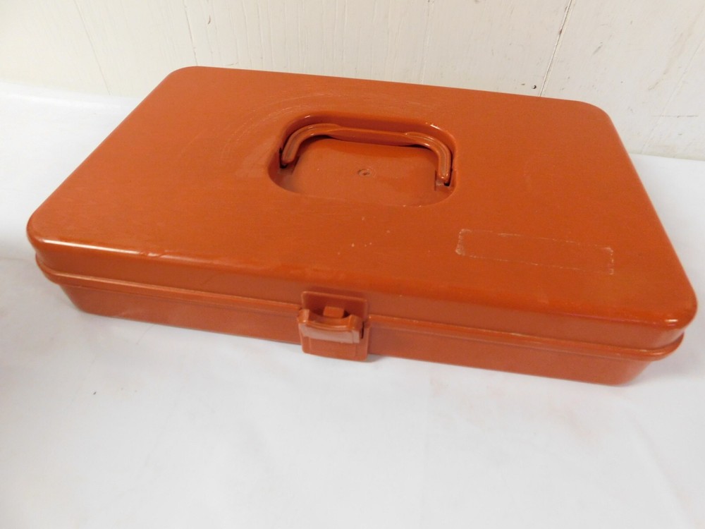 Wilsons Mfg Co Spool Thread Bobbin Case Burnt Orange