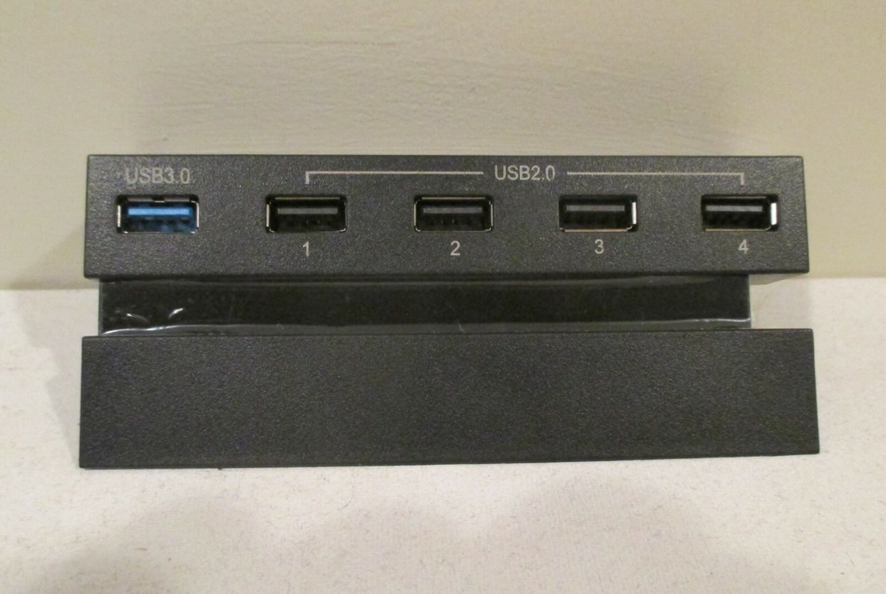 Dobe USB HUB for P4 Gaming Console