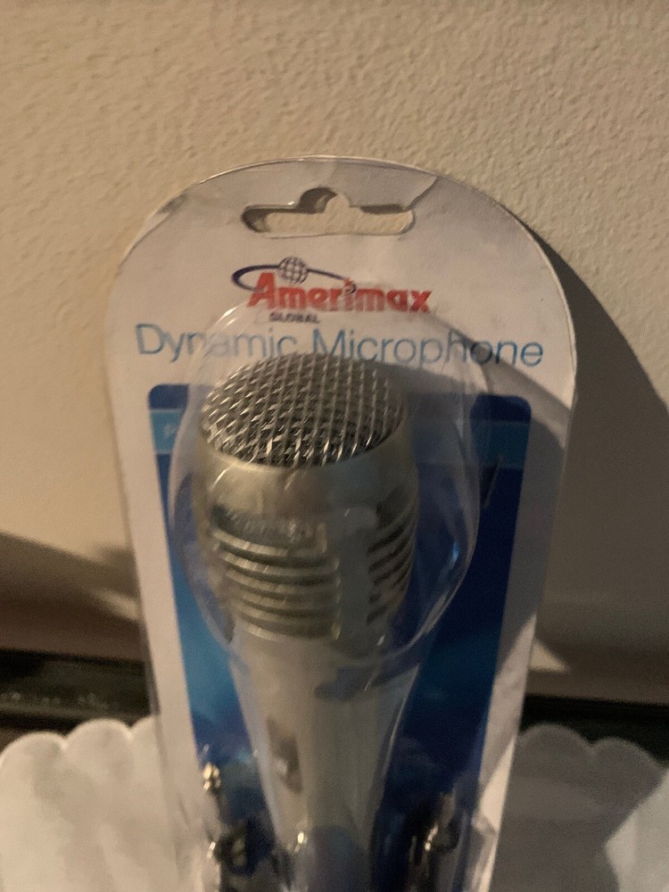 Amerimax / Dynamic Microphone with 3M Cable / Karaoke - PA System
