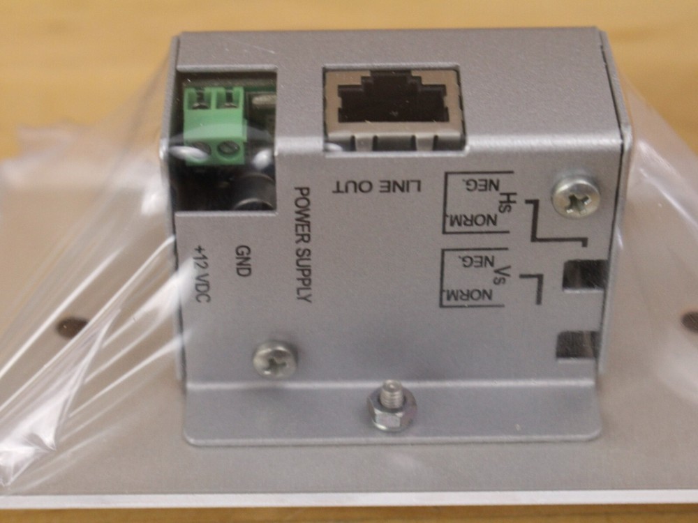Kramer WP-110/U Active Wall Plate XGA Line Transmitter Computer Graphics Video