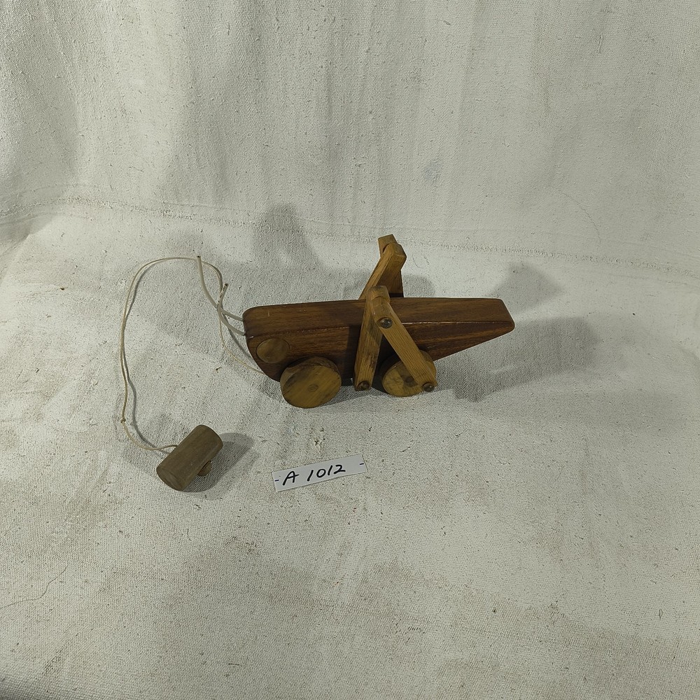 Wooden Grasshopper Vintage Pull Toy