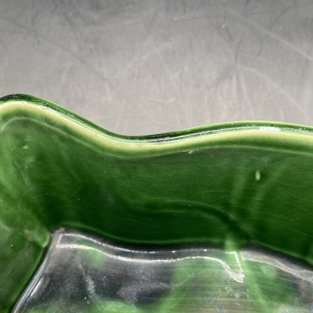 McCoy USA Green Ruffled Edge Striped Rectangular Pottery Planter Vase