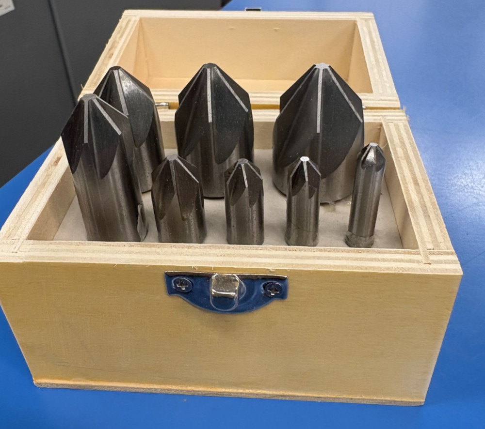 COUNTERSINK SET 8 PC 1/4"-1" 6FL 82°