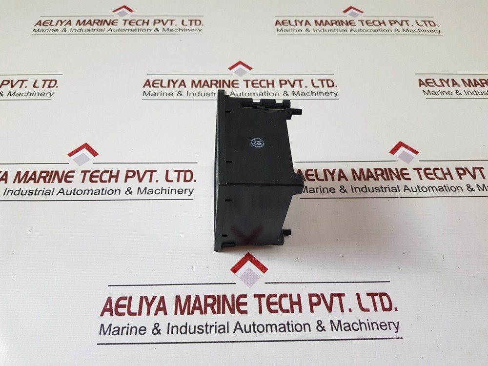 Schlumberger s2624 4949 voltmeter