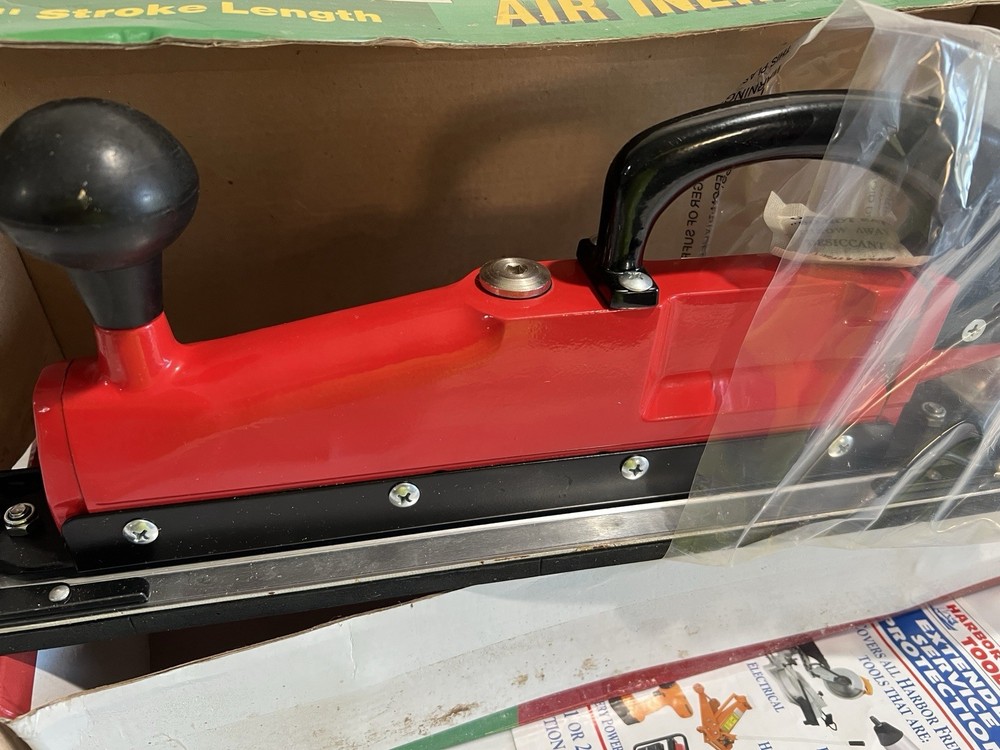 Central Pneumatic Inline Sander Straight Motion Air Sander Working Model 280