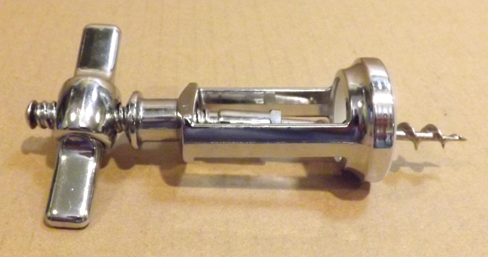 Vintage GESCHUETZT Fly Nut Twist Corkscrew