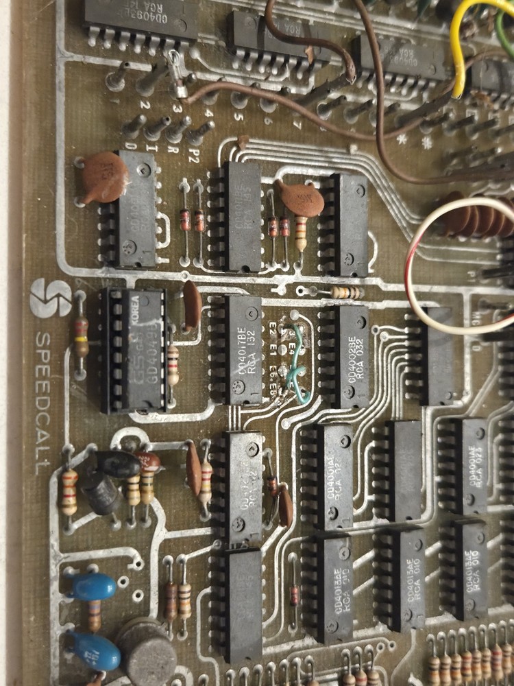 Speedcall selective calling or signaling encoder/decoder P/n 547-3200