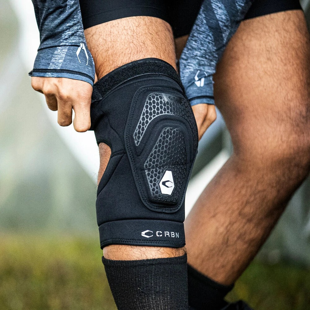 CRBN CC Knee Pads MEDIUM Paintball Airsoft
