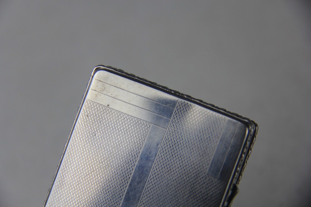 Vintage 800 Silver Compact Box