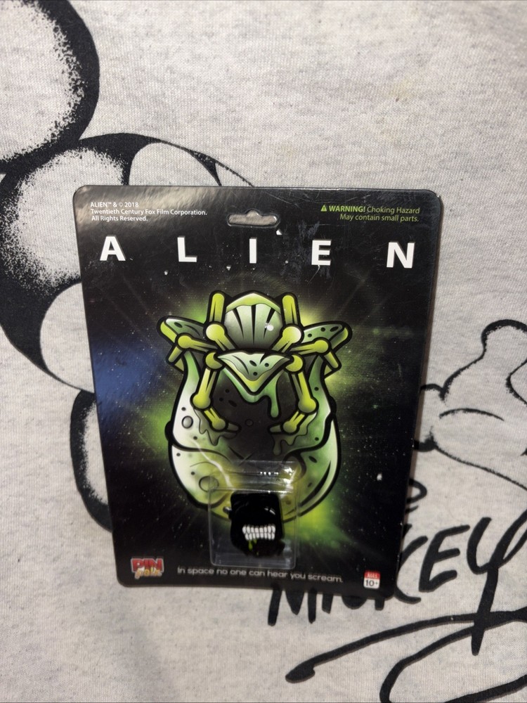 Pin Palz Alien Enamel Pin