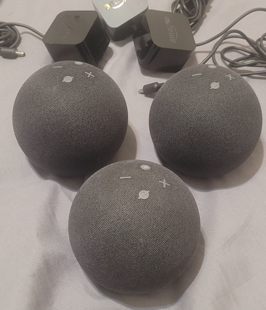3 BLACK Amazon Echo Dot (4th Gen.) Smart Speaker + power cords