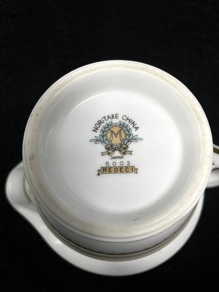 Noritake Medeci creamer 5002
