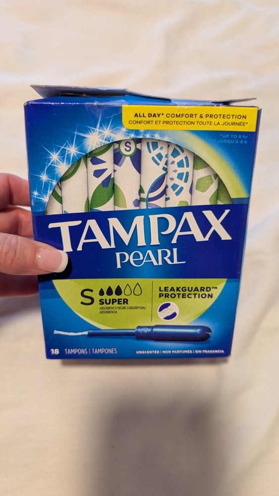 Tampax Pearl Super Tampons Opened Box