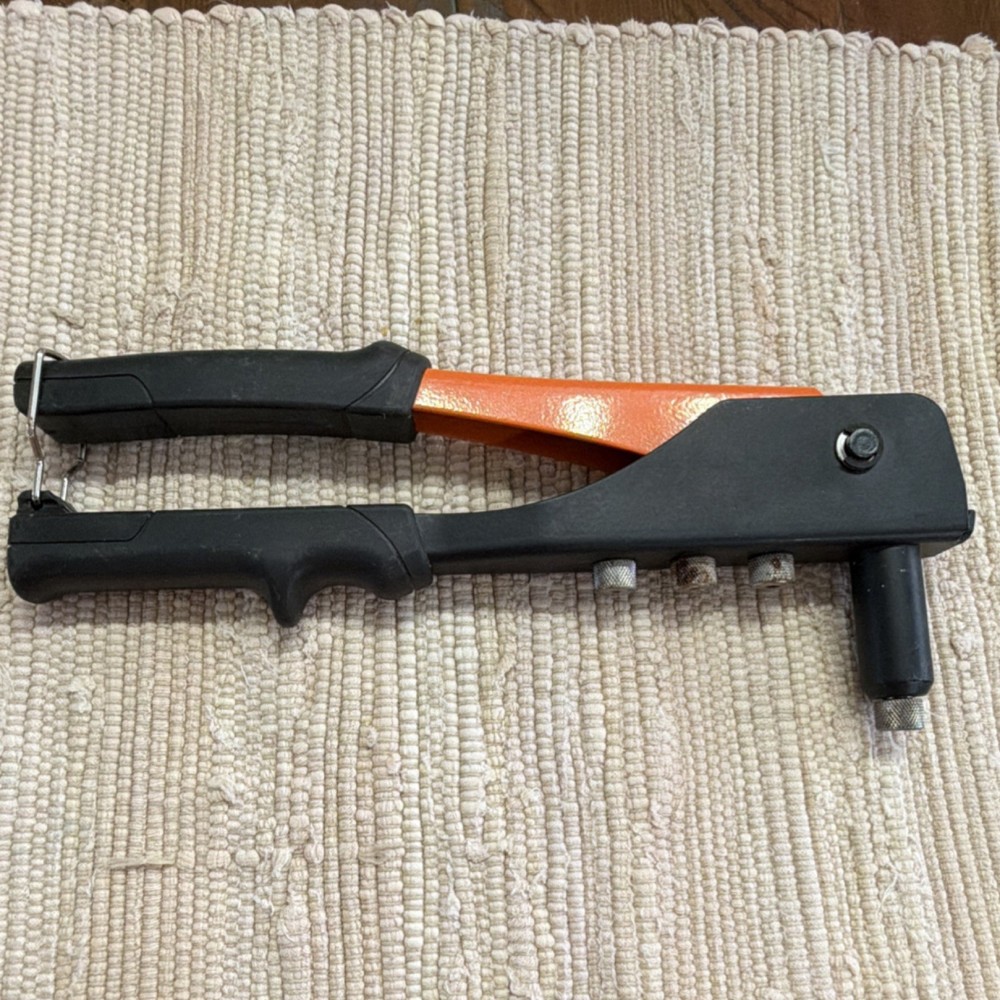 ValueMax Hand Riveter Black Orange with Interchangeable Heads