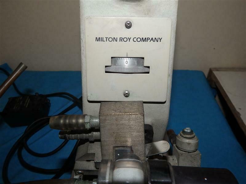 Milton Roy 334610 Refractometer w/ Breakage
