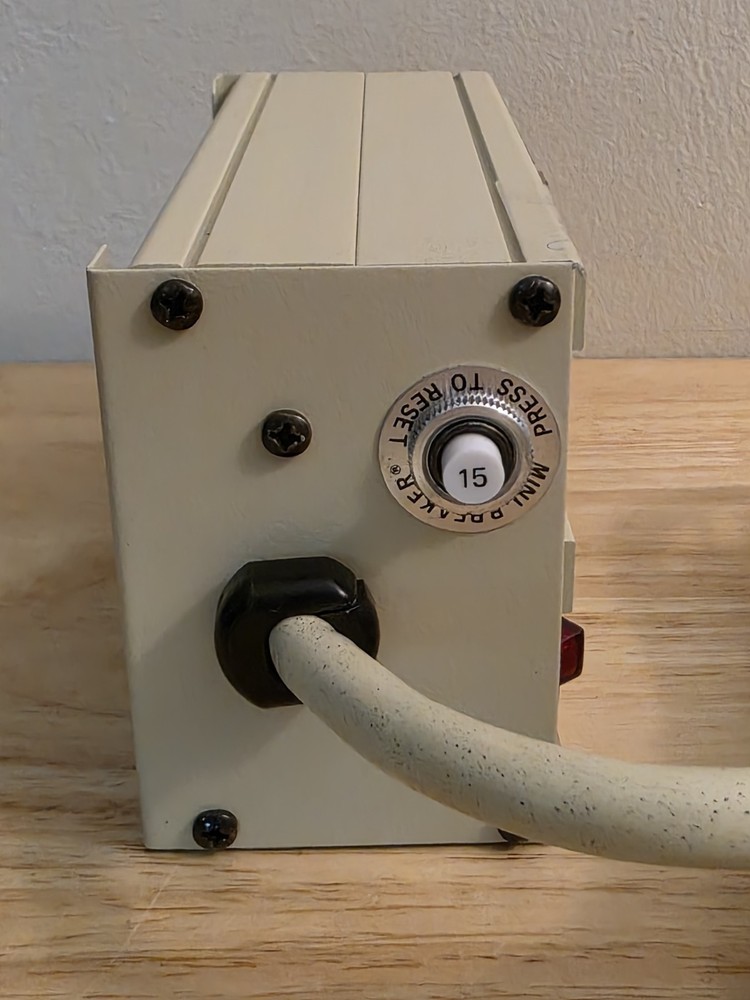 Tripp Lite Isobar Noise filter & Surge Suppressor IB-4 TESTED WORKING