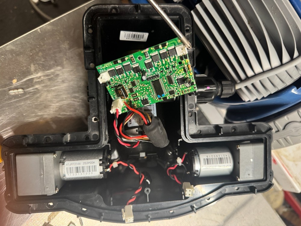 Polaris 9550 sport USED-Not Functioning E10