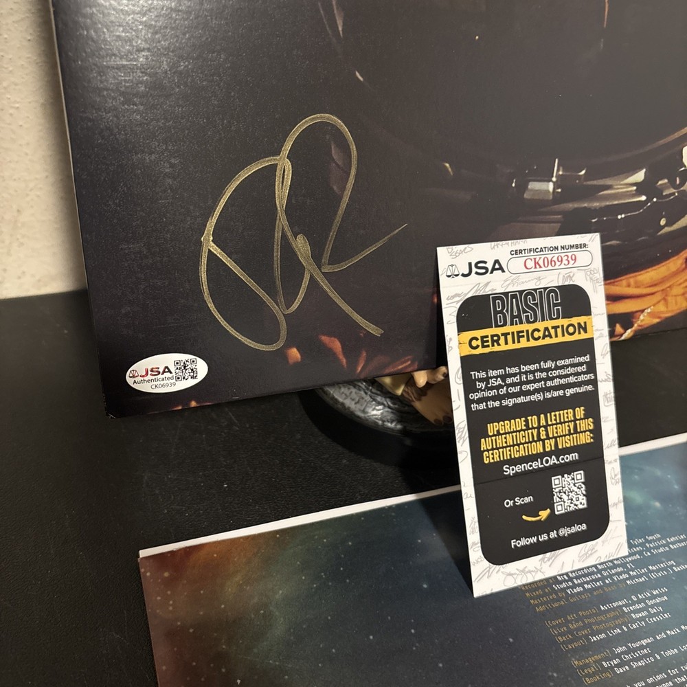 Falling in reverse signed Ronnie Radke record vinyl jsa certified