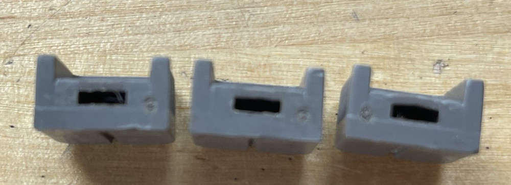 Singer 4525 Sewing Machine Rubber Lever knobs/ends.