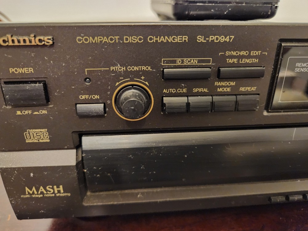 Technics SL-PD947 5 Disc Changer CD Player with Remote