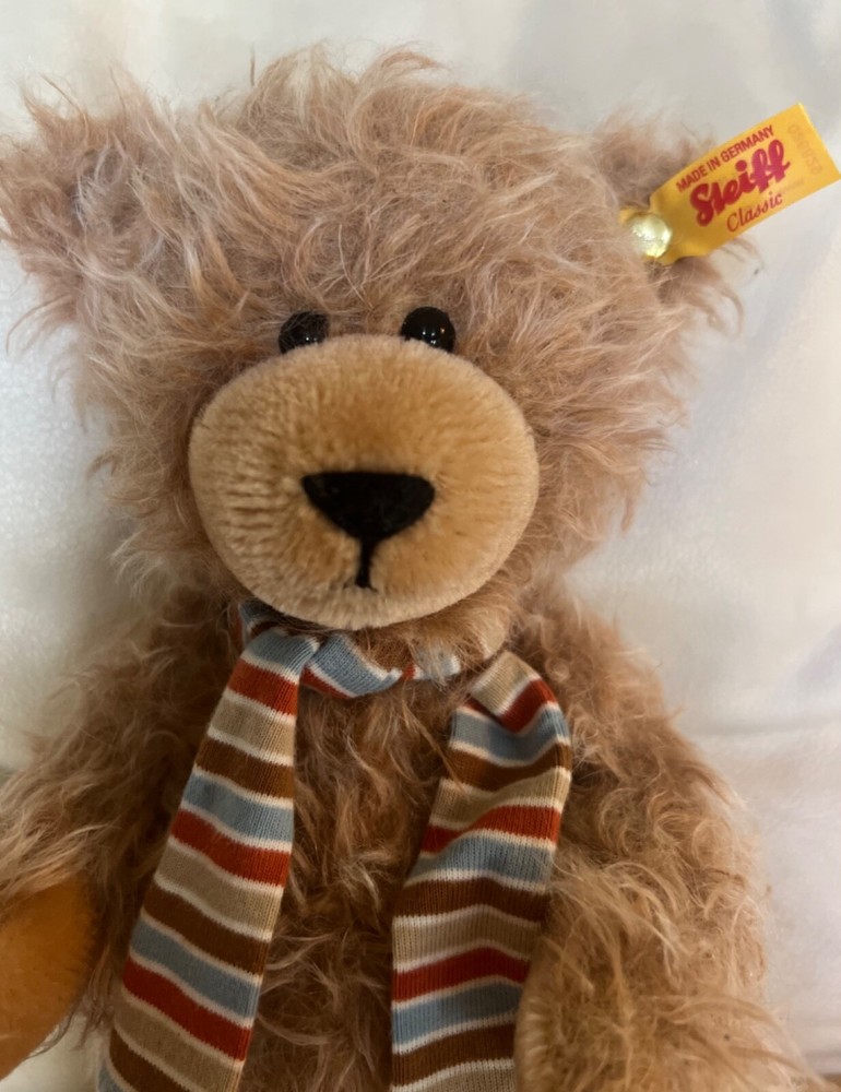 Steiff Nils Classic Teddy Bear
