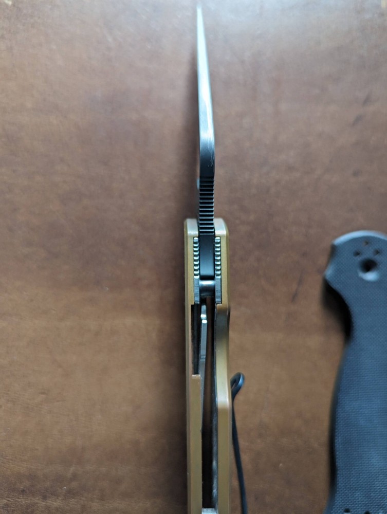 Spyderco Para 3 custom copper Flytanium scales