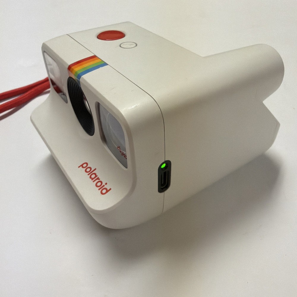 Polaroid Go Mini Instant Camera White Rainbow Stripe Rechargeable w/ USB Cable