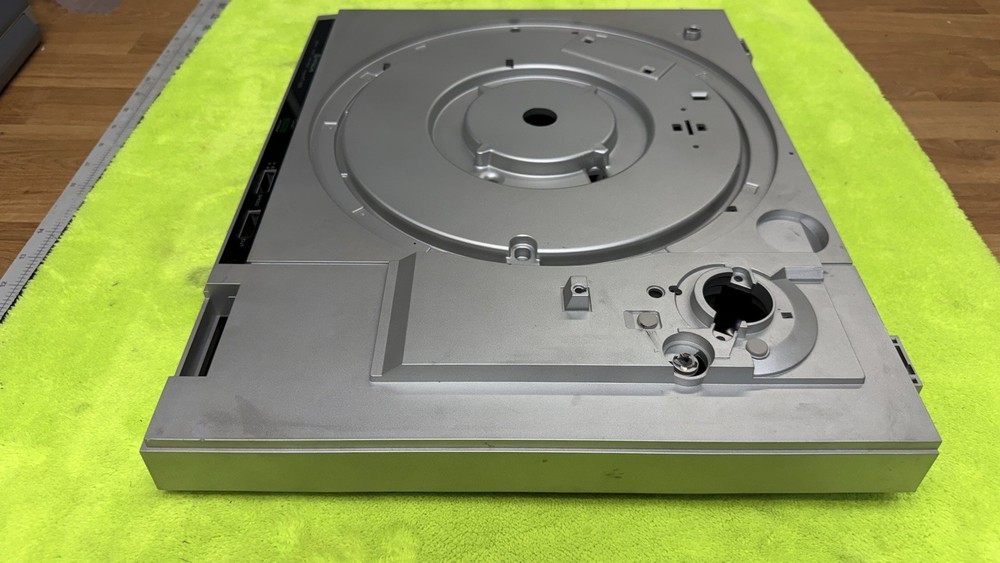 OEM MINT Hitachi HT-50S EMPTY STRIPPED CASE PLINTH ONLY SEE PICS🔥