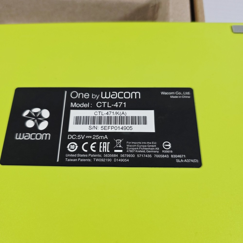 One by Wacom CTL-471 Creative Graphics Drawing Tablet w/ Pen - Tested