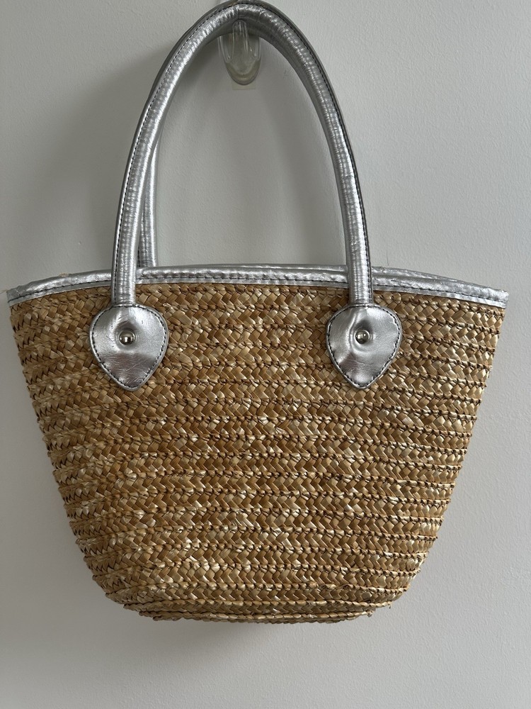 Straw Beach Bag With Silver Sequence Star