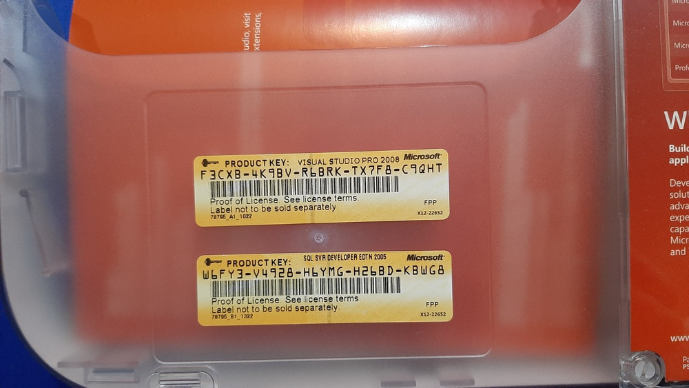 Microsoft Visual Studio 2008 Professional Edition Upgrade with SQL Server 2005