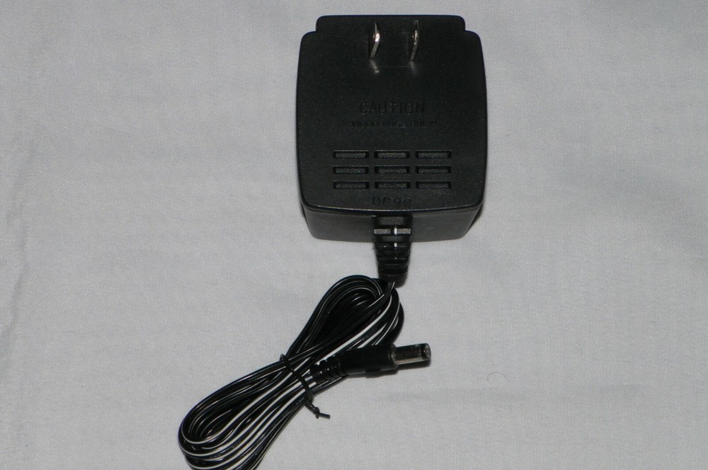SPECTRA AC DC Adapter 2v DC 800mA