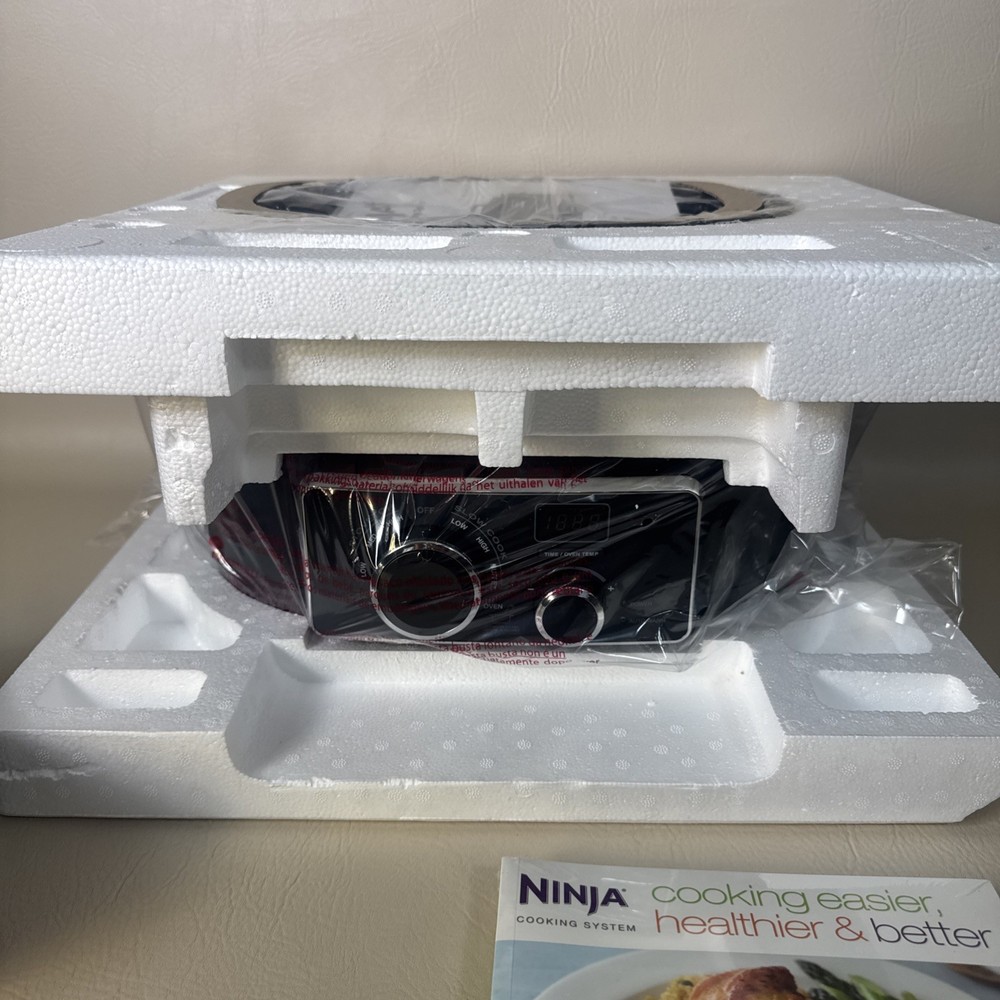 Ninja 3-in-1 Cooking System Model MC702Q