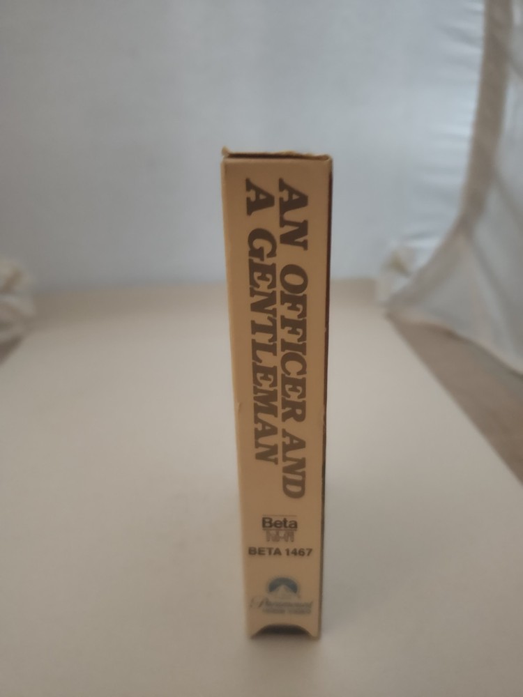 AN OFFICER AND A GENTLEMAN - Beta - Paramount (1982) - Pre-Owned