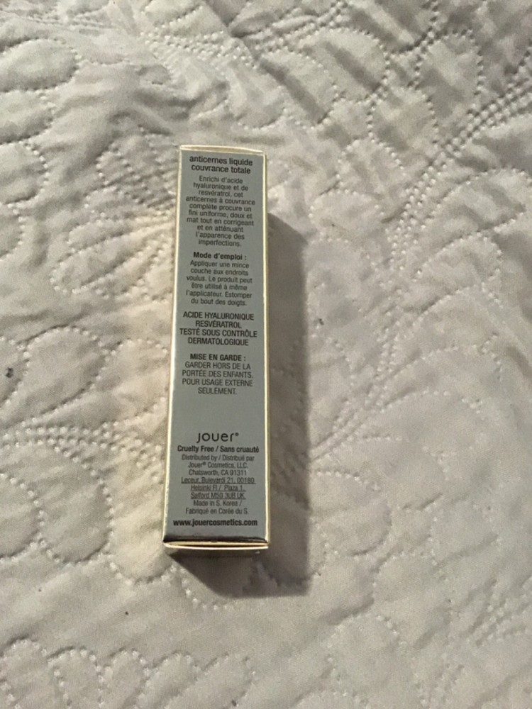 JOUER Essential High Coverage Liquid Concealer CUSTARD new in box