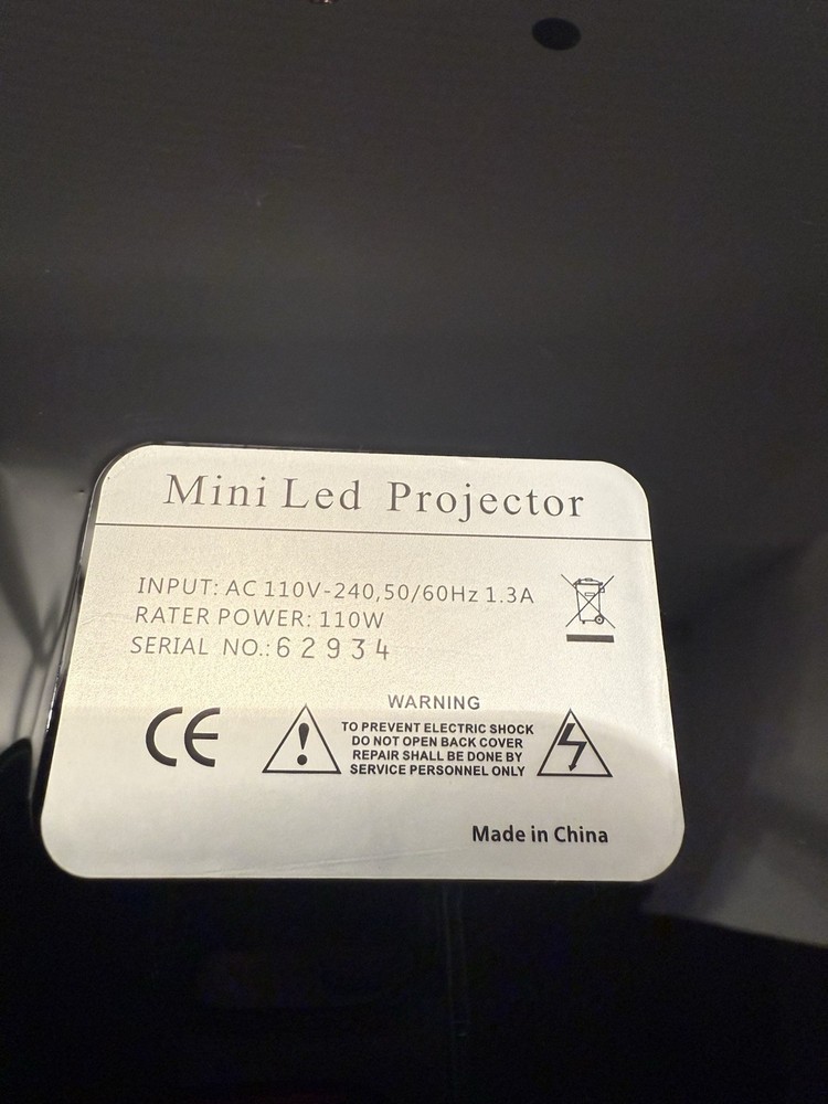 iRULU BL20 Portable Mini LED Projector - Black