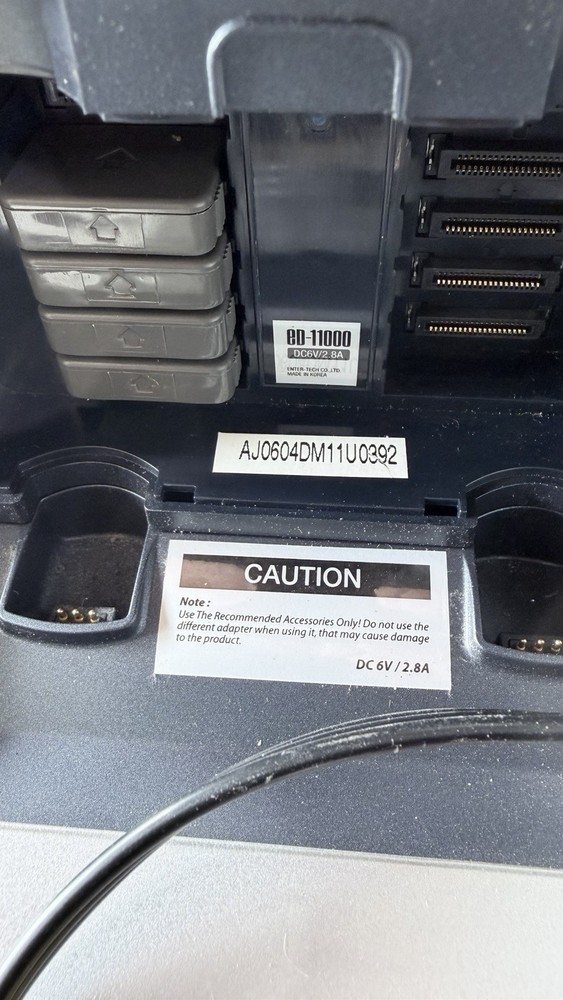 MAGIC SING ED-11000 KARAOKE SYSTEM W/ WIRELESS MICROPHONE