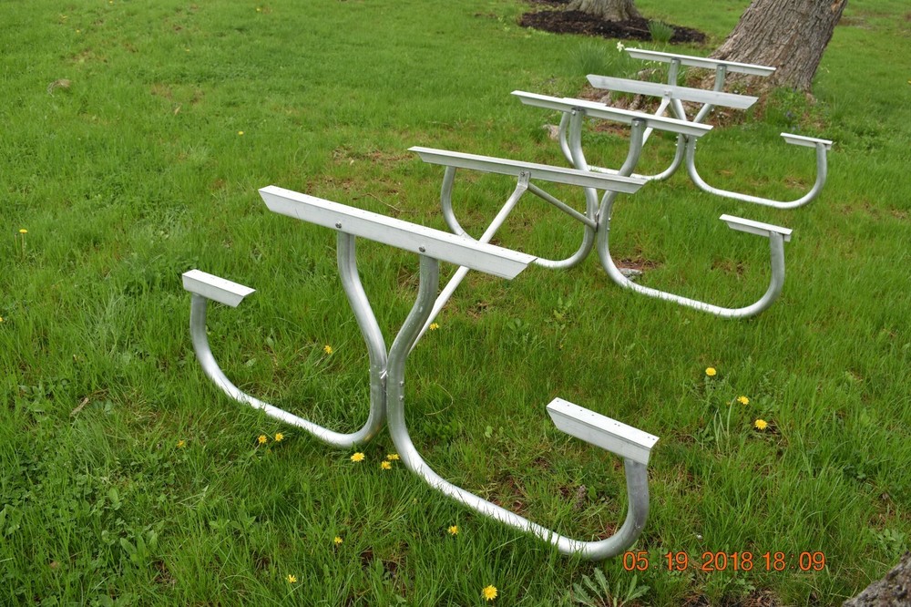 Aluminum heavy duty picnic table frame for 12ft.picnic table ( Frame Only)