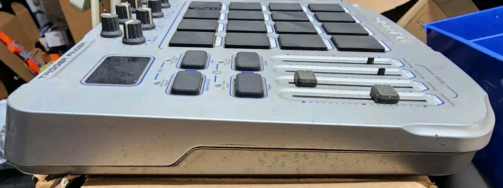 M-Audio Trigger Finger USB MIDI Pad Controller 16 Pads No PSU Untested