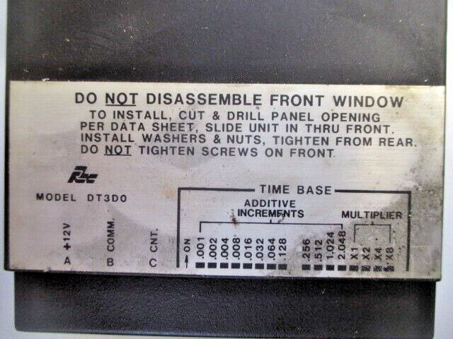 *NEW* RED LION CONTROLS DIGITAL PANEL METER MODEL MT3D DT3D0500