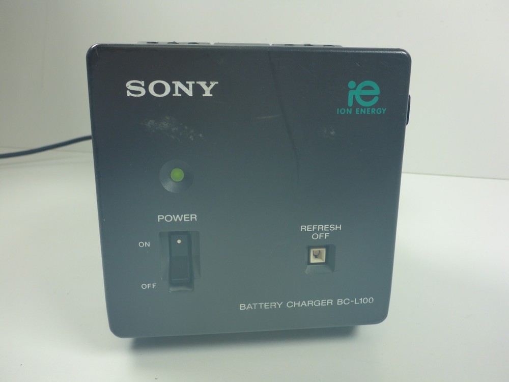 Sony BC-L100 Charger for 4 Batteries.