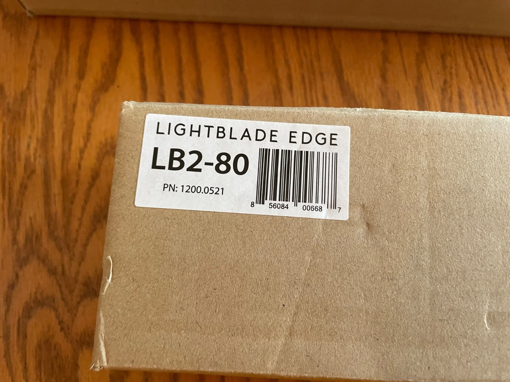 Cineo Lighting LightBlade Edge LB2 LED Light (80W, 2')