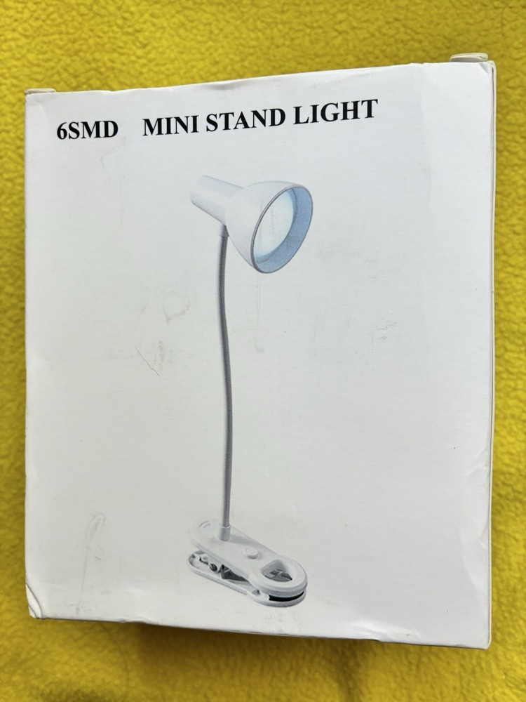 April Finds: Mini Stand Light, 6SMD, White, Clip on, ABS+PP, Input 5V