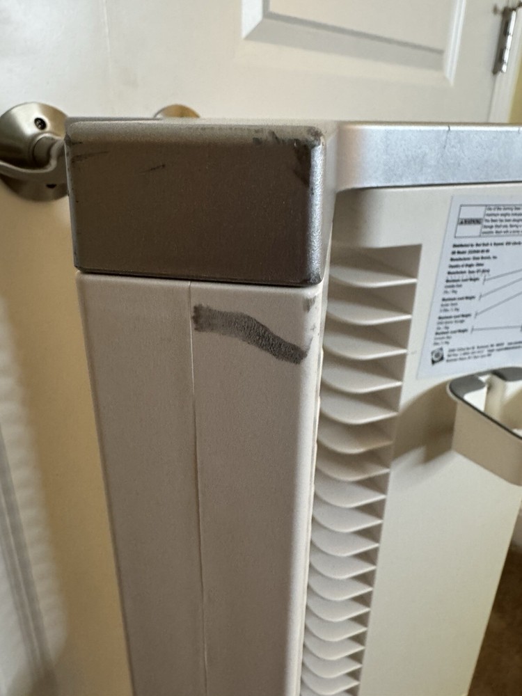 Nintendo Wii Storage Tower Stand 36" Game & Controller Rack EUC