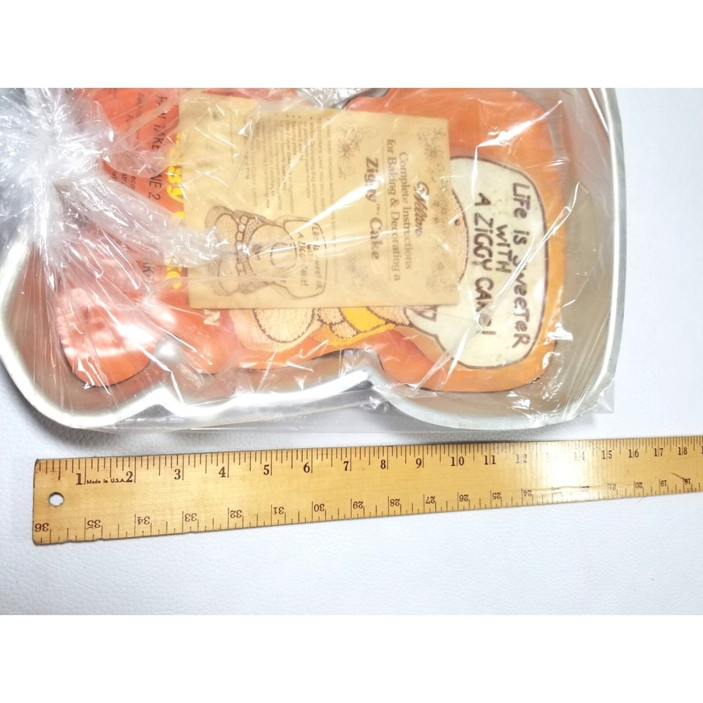 1978 Wilton Ziggy Shape Cake Pan With Directions Original Packaging