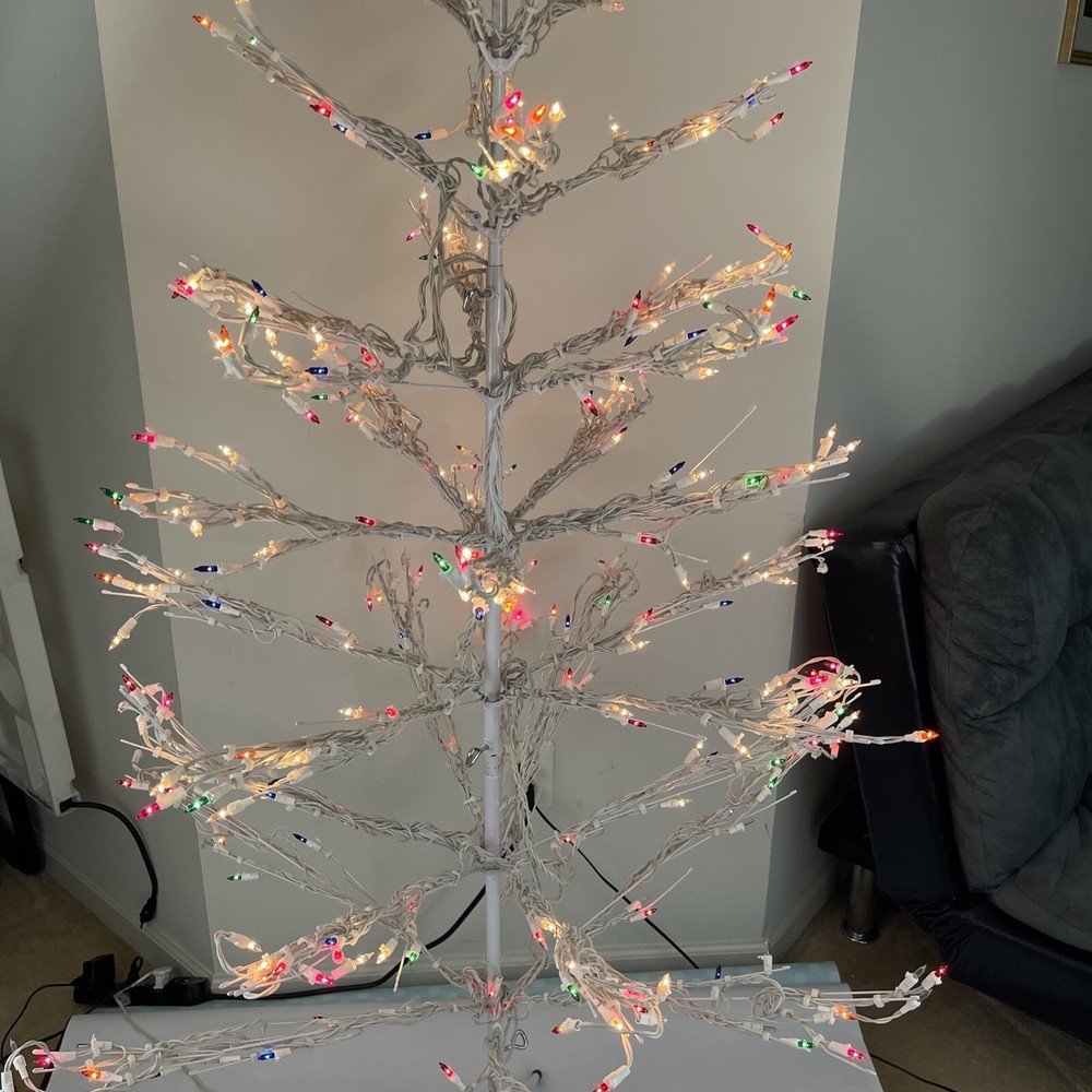 7´ Ft Tall Shimmering Christmas Tree white
