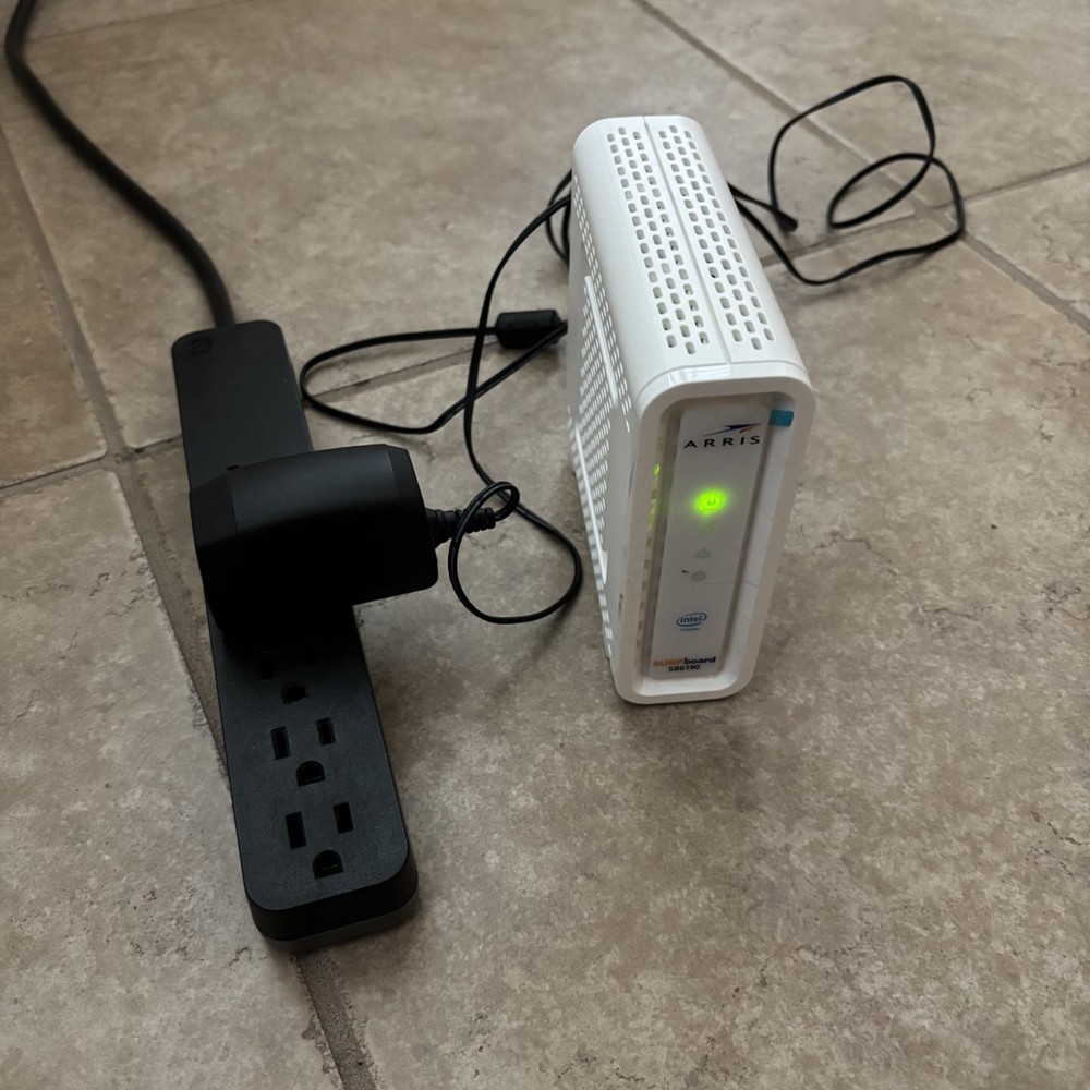 ARRIS Surfboard SB6190 DOCSIS 3.0 Cable Modem White Tested
