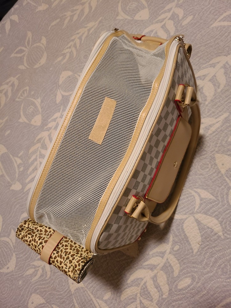 Pet Carrier Checkered Airline Approved