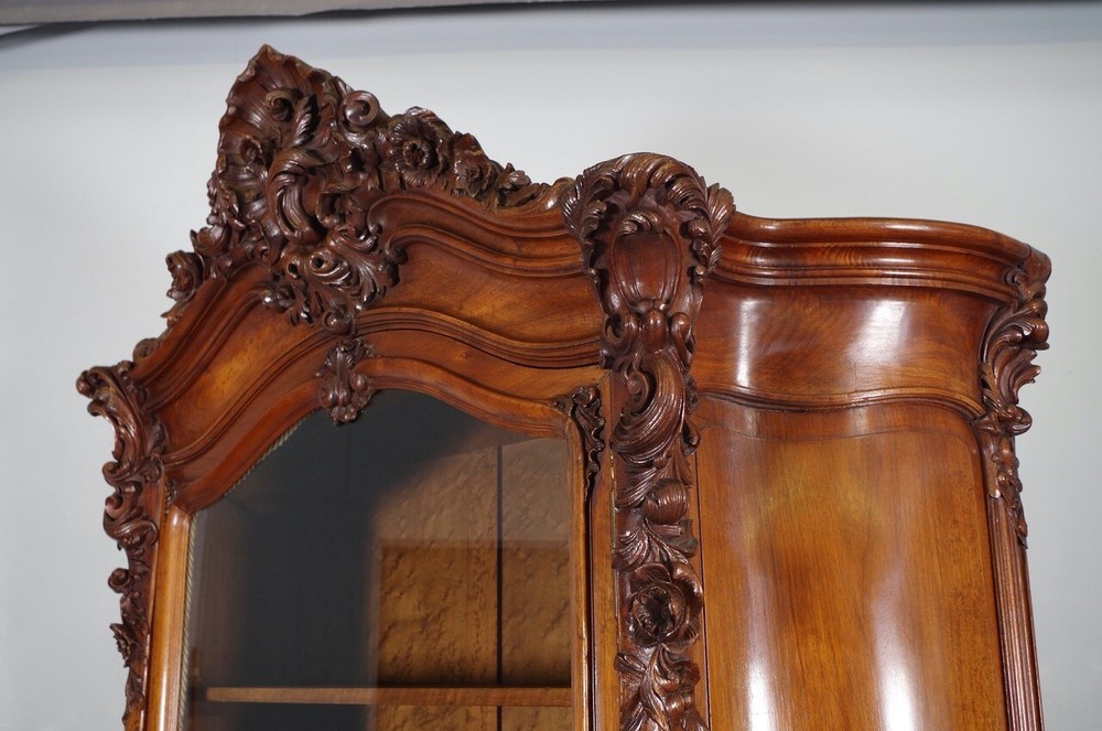 Louis XV Rocaille 1900 Style Bookcase