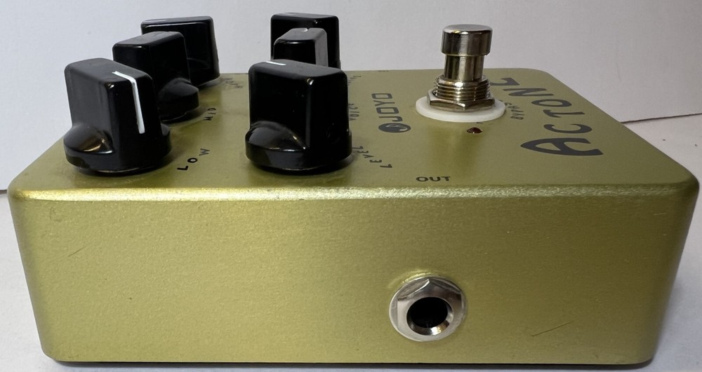 Joyo Actone Amp Simulator Guitar Effect Pedal EUC